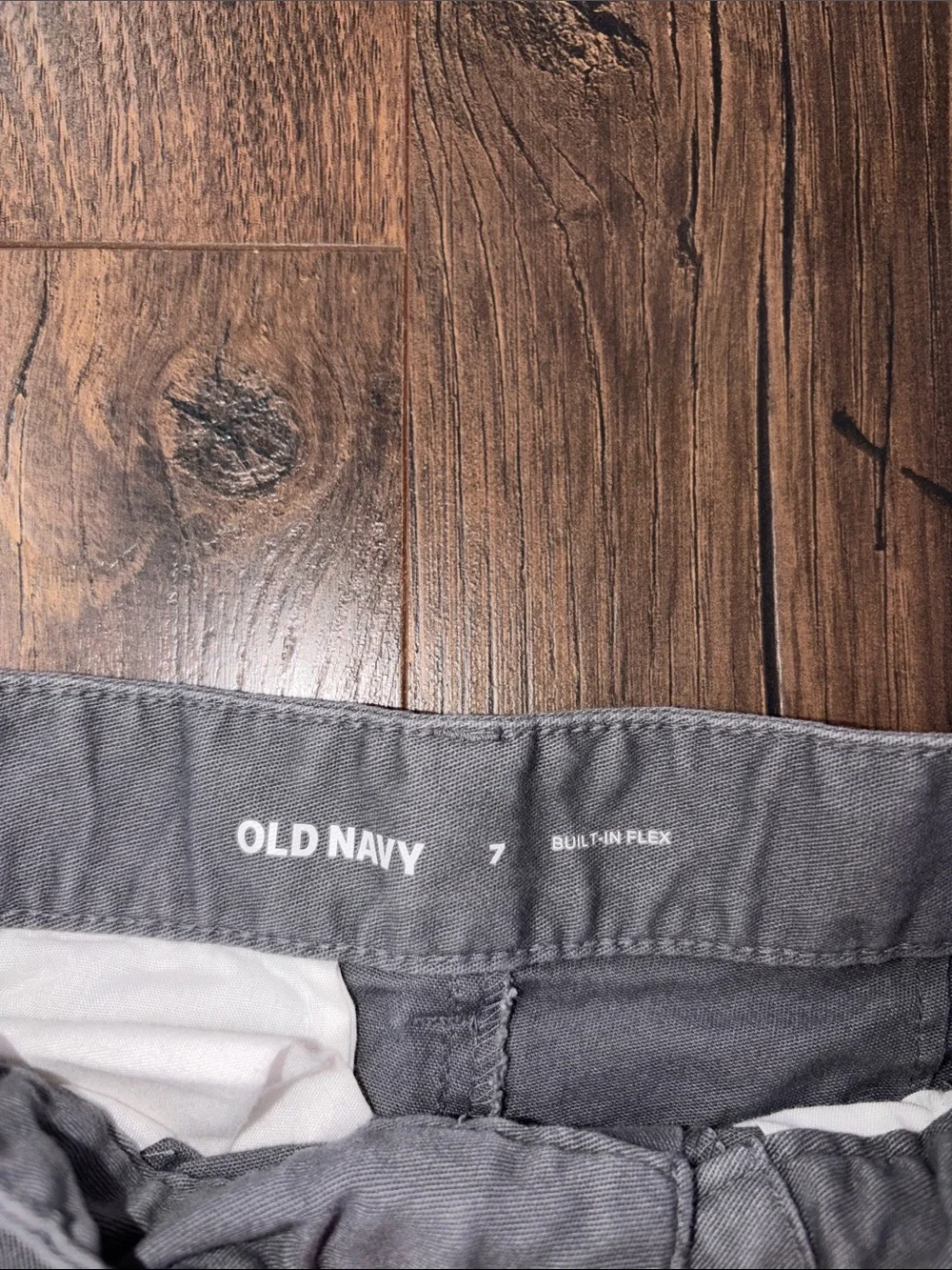 NWOT Old Navy Gray Boys’ Chino Shorts